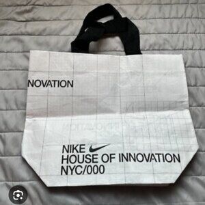 Nike House of Innovation NYC/000 Plastic Shoebox Tote Bag **USED**
